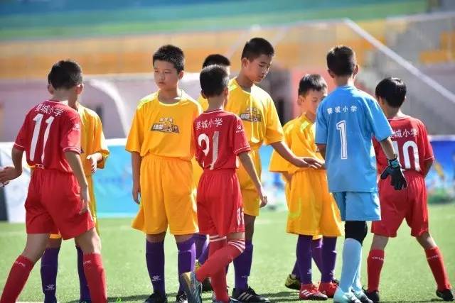 费内巴切即将官宣什克租借加盟 巴黎承担部分薪水