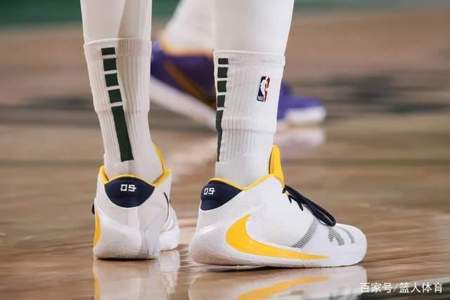 马克西33+12塔图姆32+15 76人险胜送绿军2连败